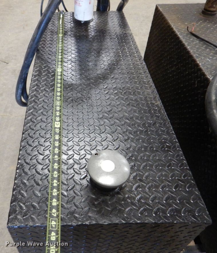 image for item DK5090 (2) auxiliary fuel tanks