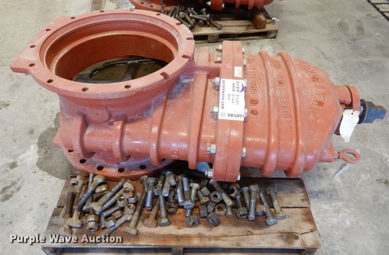 image for item DK5091 Mueller  tapping valve