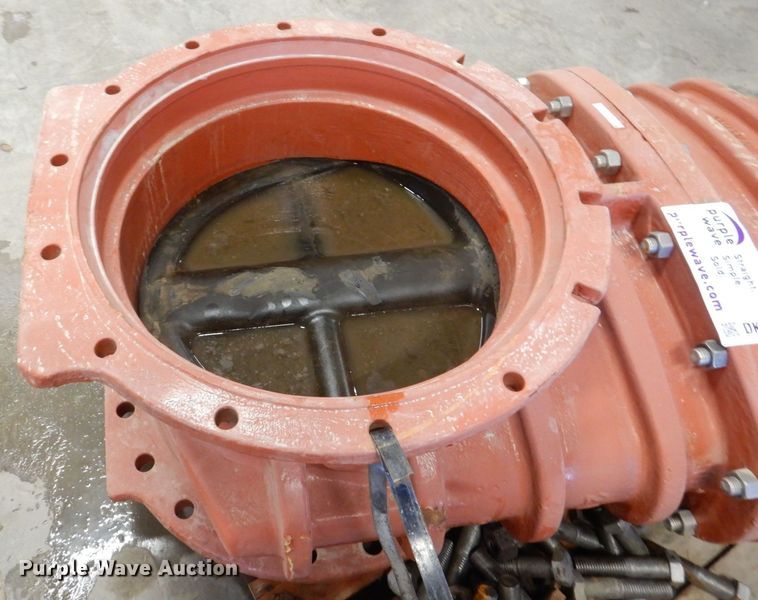 image for item DK5092 Mueller  tapping valve