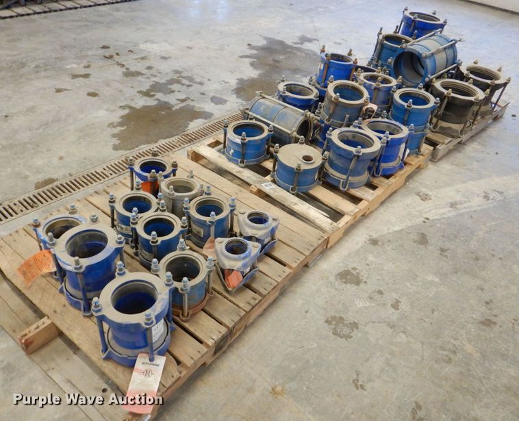 image for item DK5094 Approximately 36 pipe couplers