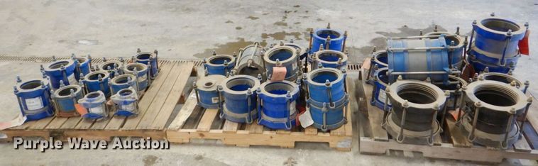 image for item DK5094 Approximately 36 pipe couplers