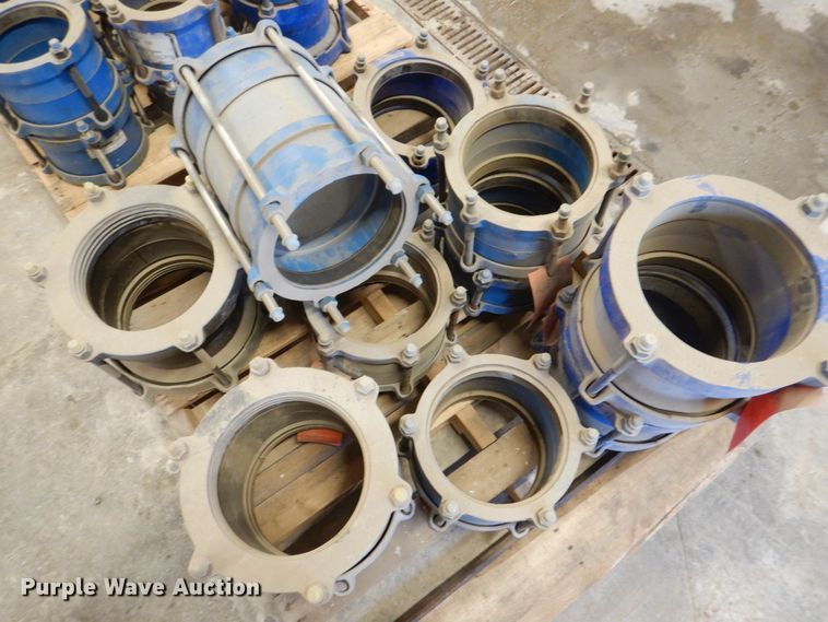 image for item DK5094 Approximately 36 pipe couplers