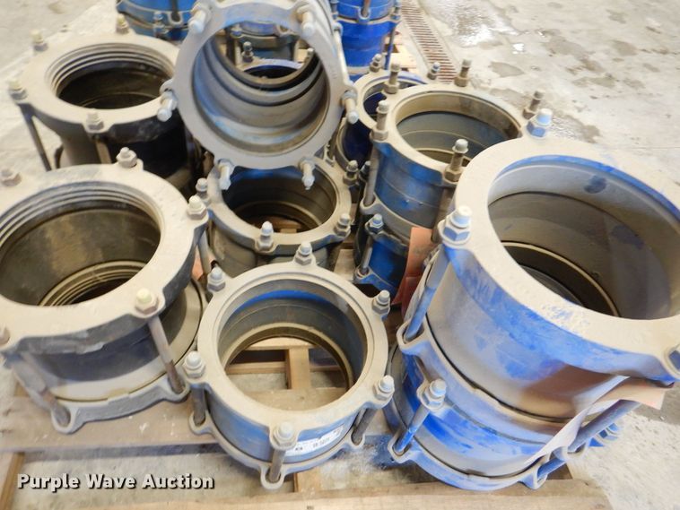 image for item DK5094 Approximately 36 pipe couplers