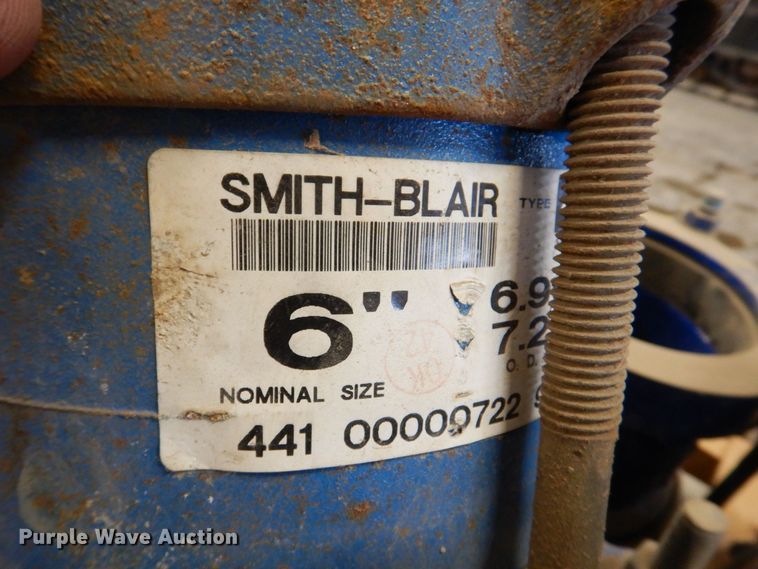 image for item DK5094 Approximately 36 pipe couplers