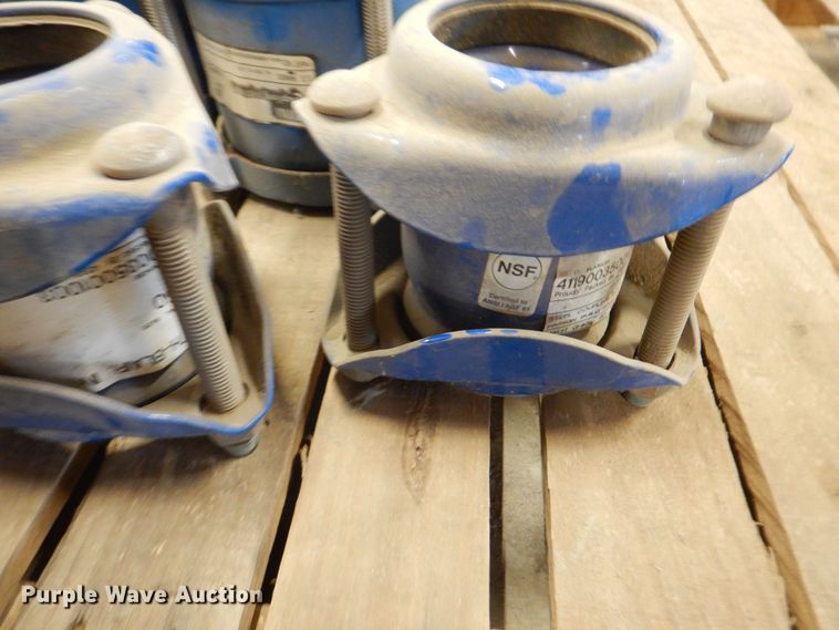 image for item DK5094 Approximately 36 pipe couplers