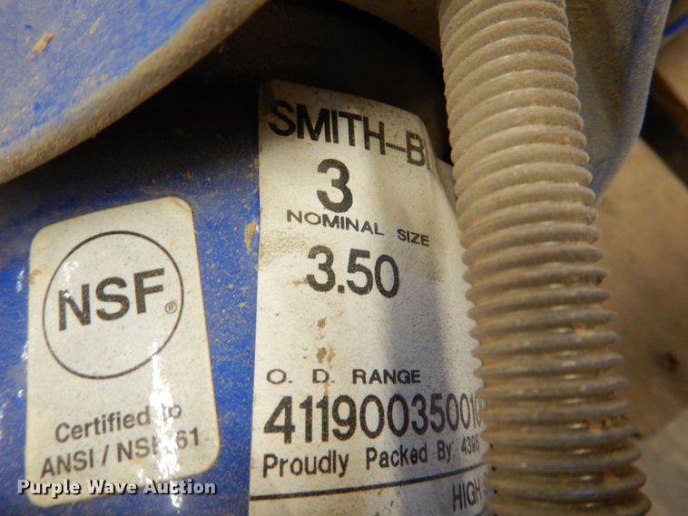 image for item DK5094 Approximately 36 pipe couplers