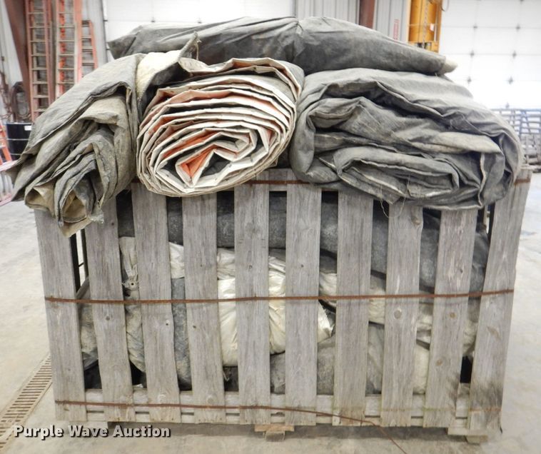 image for item DK5097 Approximately 12 concrete blankets