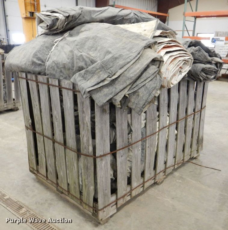 image for item DK5097 Approximately 12 concrete blankets