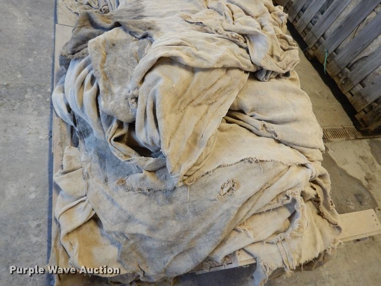 image for item DK5100 Approximately 4 concrete blankets