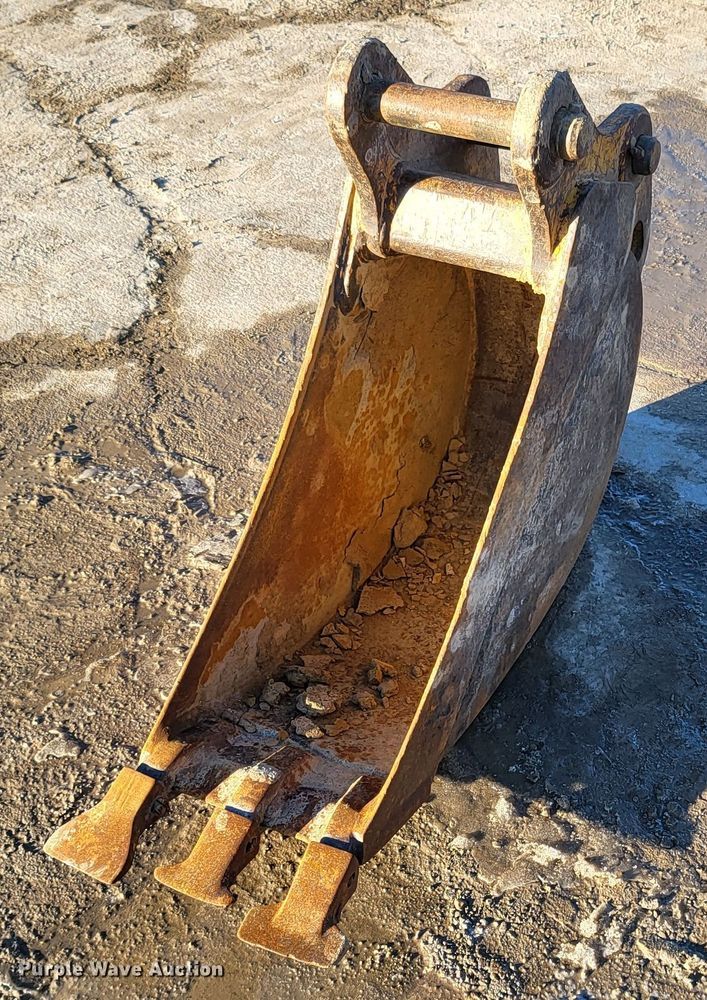 image for item DK5101 12" W excavator bucket