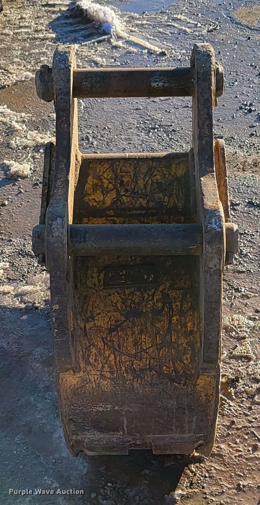 image for item DK5101 12" W excavator bucket