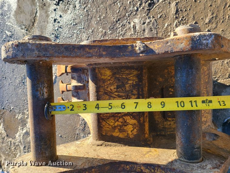 image for item DK5101 12" W excavator bucket