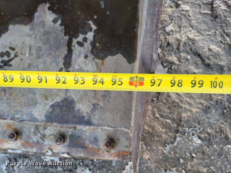 image for item DK5107 Berlon  96" W skid steer bucket