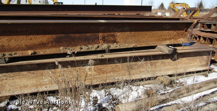 image for item DK5117 Approximately 30 steel beams