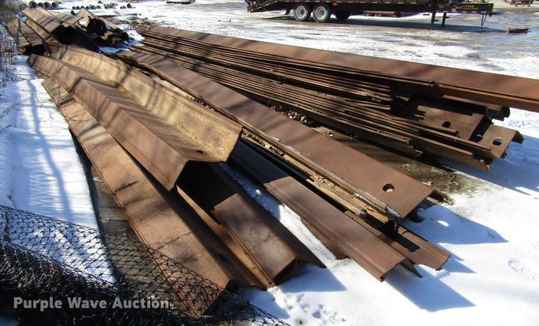 image for item DK5119 Approximately 30 metal sheets