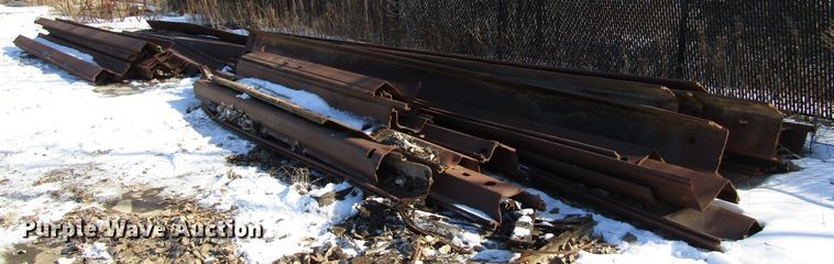 image for item DK5119 Approximately 30 metal sheets