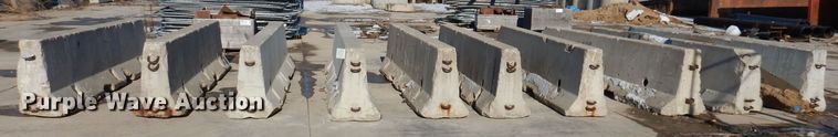 image for item DK5120 (10) concrete barriers