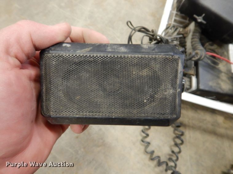 image for item DK5139 (13) Motorola Radius CM200 two-way radios