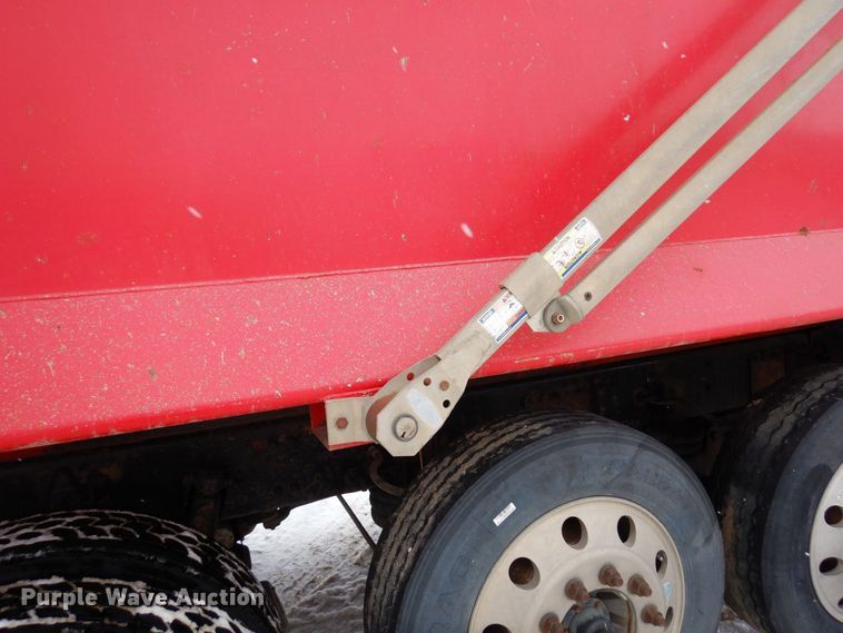 image for item AF9276 2014 Western Star 4700SF  dump truck