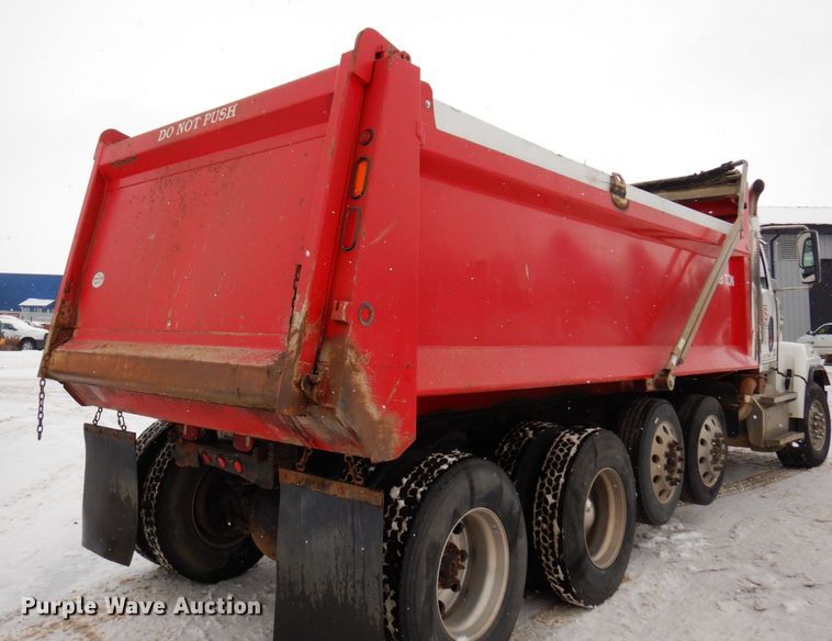 image for item AF9276 2014 Western Star 4700SF  dump truck