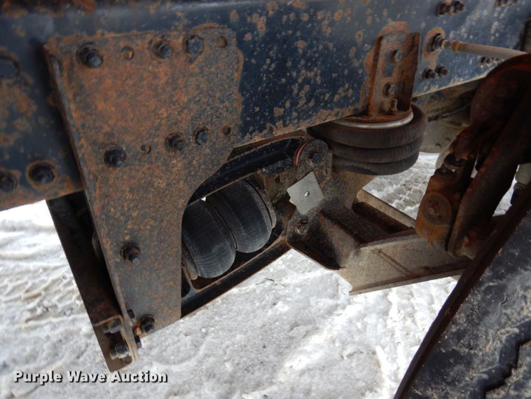 image for item AF9276 2014 Western Star 4700SF  dump truck