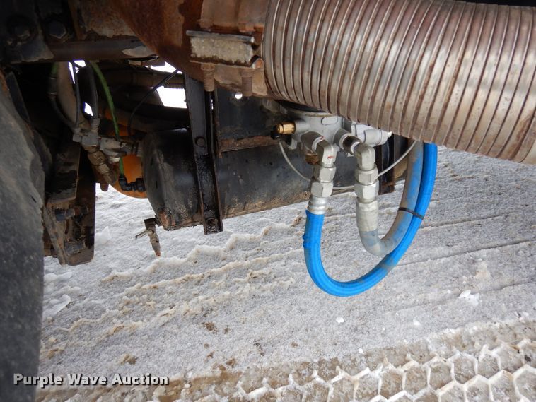 image for item AF9276 2014 Western Star 4700SF  dump truck