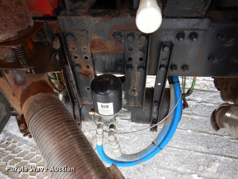 image for item AF9276 2014 Western Star 4700SF  dump truck