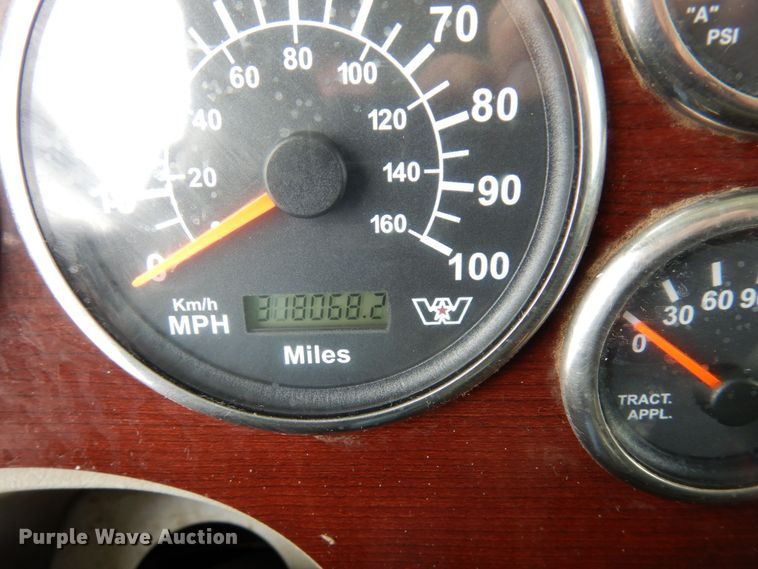 image for item AF9276 2014 Western Star 4700SF  dump truck