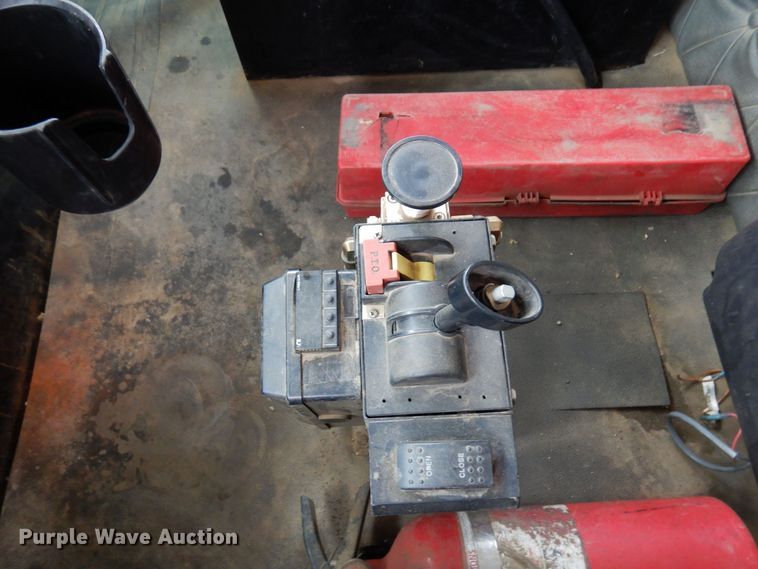 image for item AF9276 2014 Western Star 4700SF  dump truck