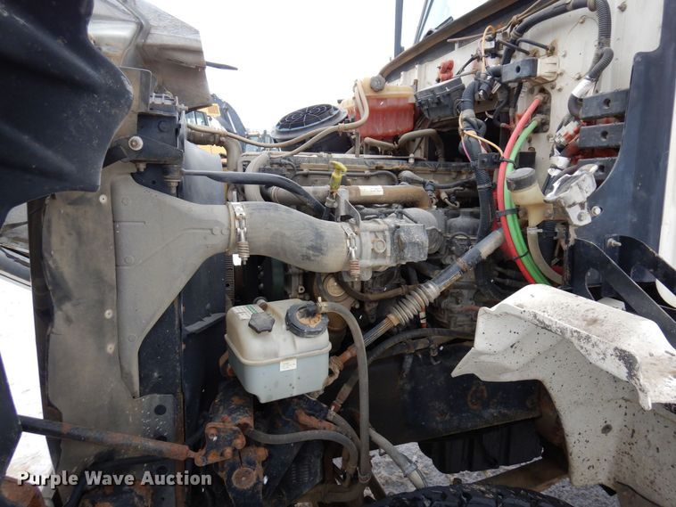 image for item AF9276 2014 Western Star 4700SF  dump truck