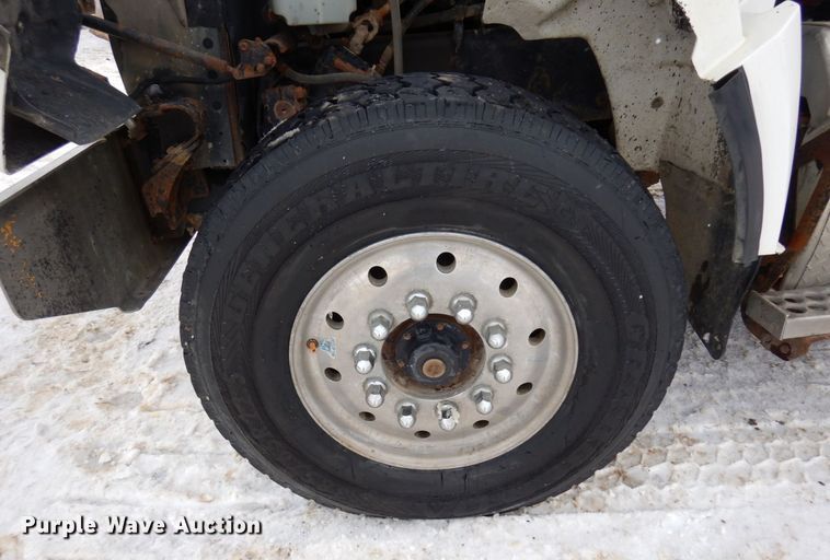 image for item AF9276 2014 Western Star 4700SF  dump truck