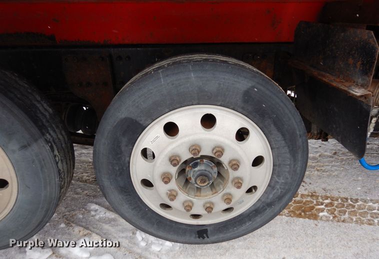 image for item AF9276 2014 Western Star 4700SF  dump truck