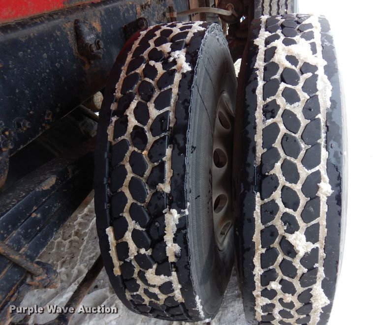 image for item AF9276 2014 Western Star 4700SF  dump truck