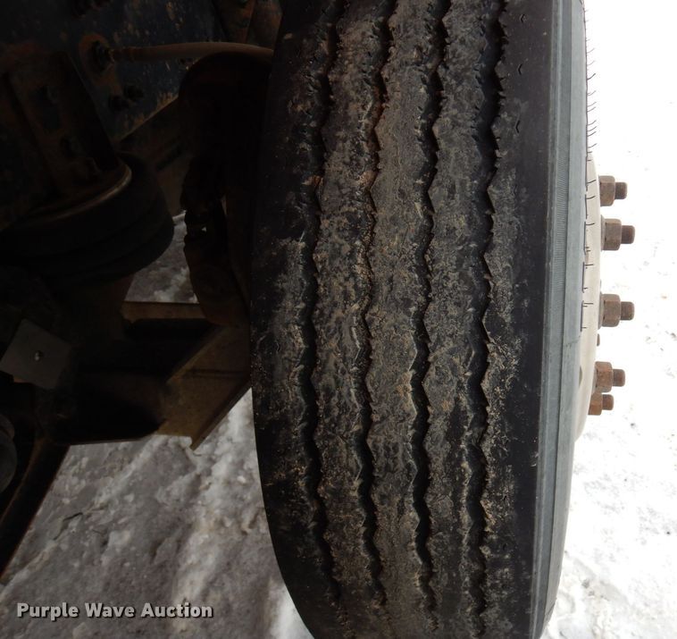 image for item AF9276 2014 Western Star 4700SF  dump truck