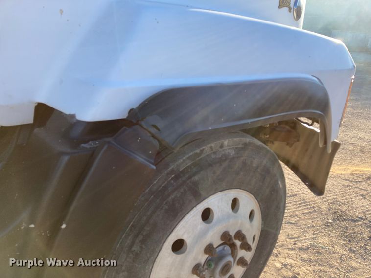 image for item DJ6150 1999 Mack CL713  semi truck