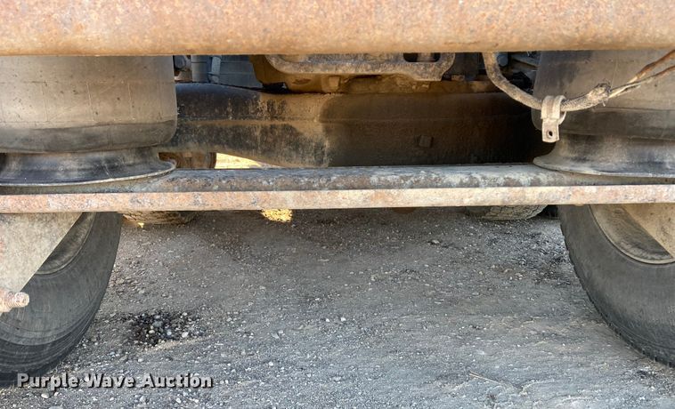 image for item DJ6150 1999 Mack CL713  semi truck