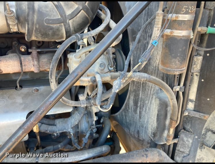 image for item DJ6150 1999 Mack CL713  semi truck