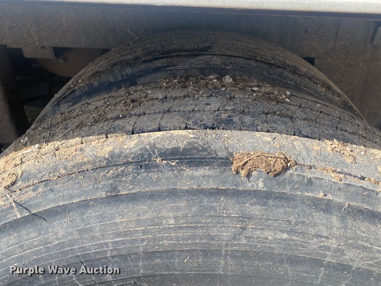 image for item DL6987 2016 Hyundai Translead  dry van trailer