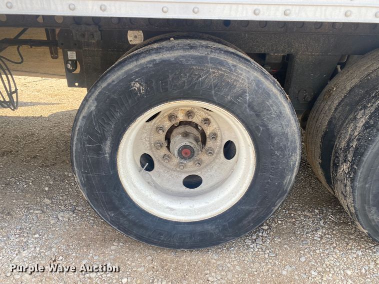 image for item DL6987 2016 Hyundai Translead  dry van trailer