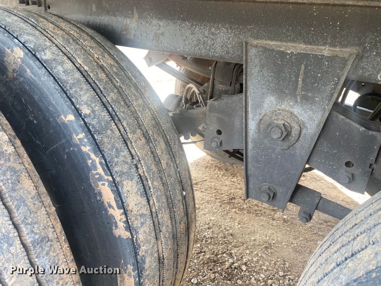 image for item DL6989 2012 Hyundai Translead  dry van trailer