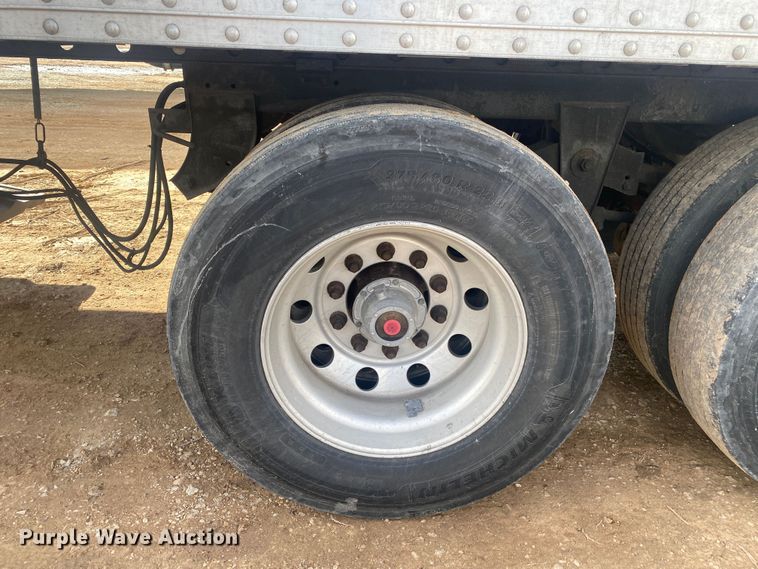 image for item DL6989 2012 Hyundai Translead  dry van trailer