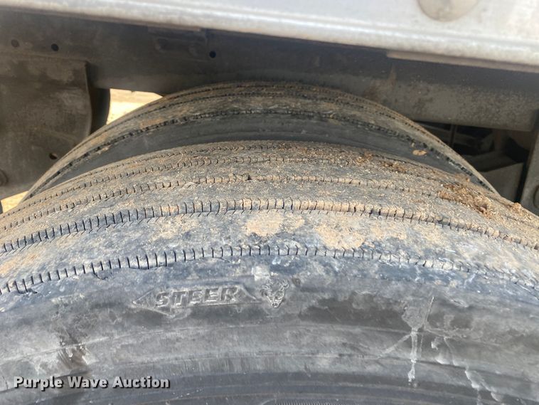 image for item DL6989 2012 Hyundai Translead  dry van trailer