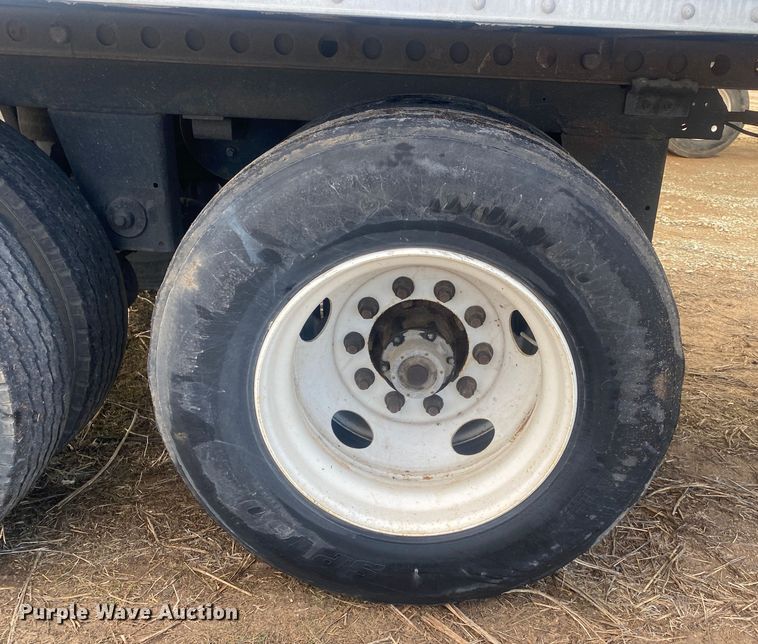 image for item DL6990 2016 Hyundai Translead  dry van trailer