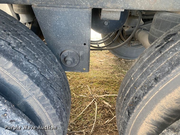 image for item DL6990 2016 Hyundai Translead  dry van trailer