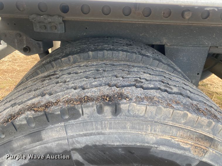 image for item DL6990 2016 Hyundai Translead  dry van trailer