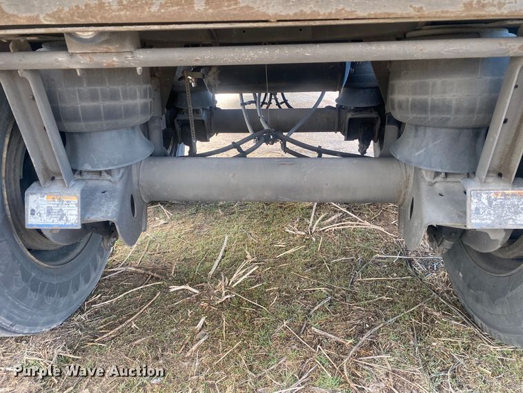 image for item DL6990 2016 Hyundai Translead  dry van trailer