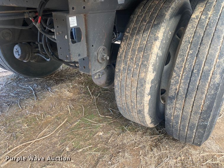 image for item DL6990 2016 Hyundai Translead  dry van trailer