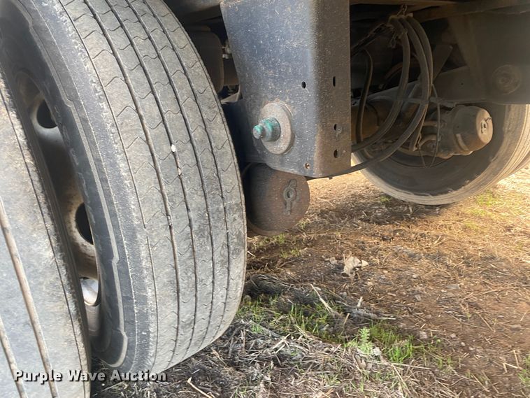 image for item DL6991 2016 Hyundai Translead  dry van trailer