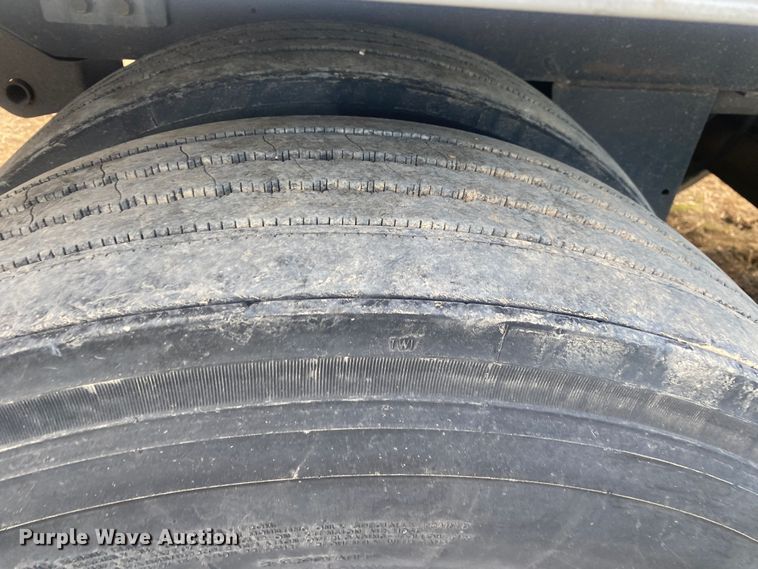 image for item DL6991 2016 Hyundai Translead  dry van trailer