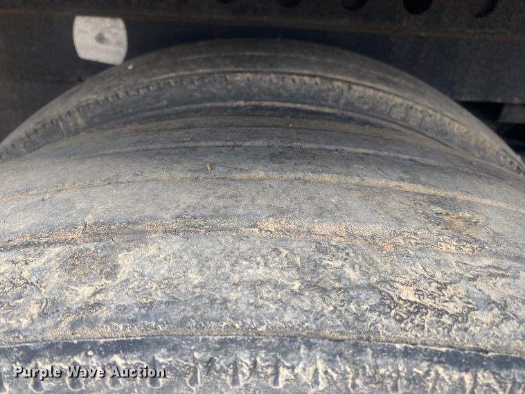 image for item DL6991 2016 Hyundai Translead  dry van trailer